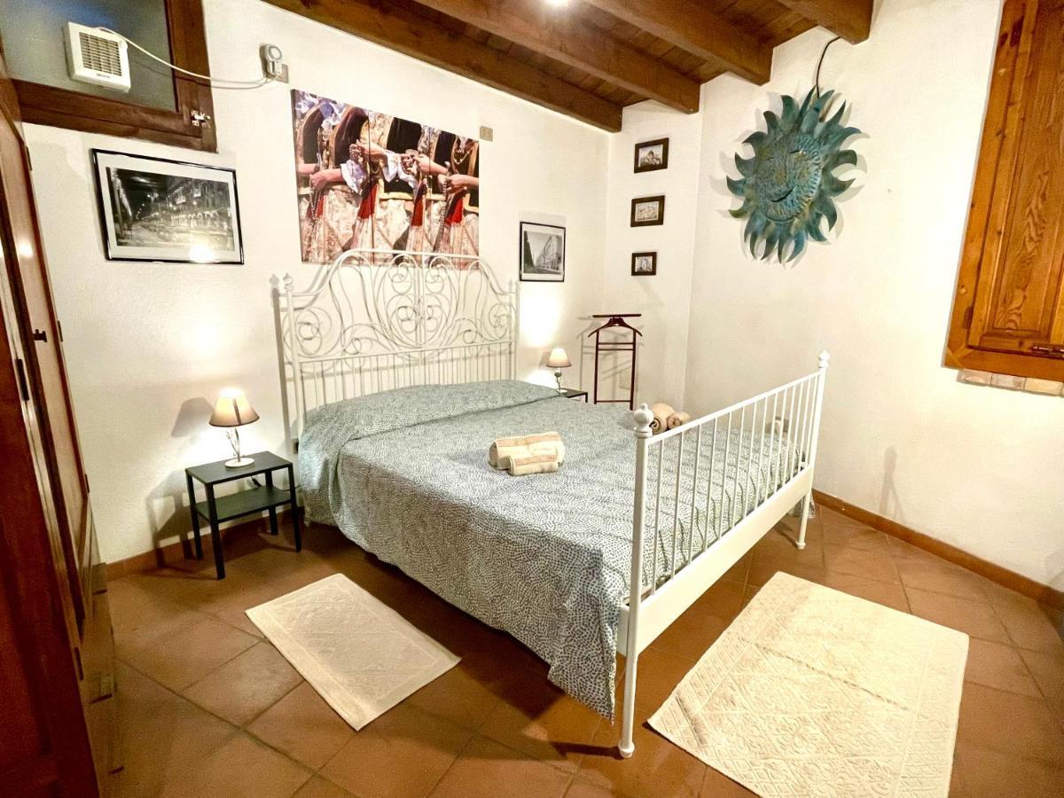 Antica Casa In Centro Storico Castello Appartamento Cagliari